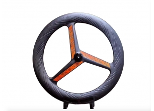 27.7mm wide carbon tri spoke